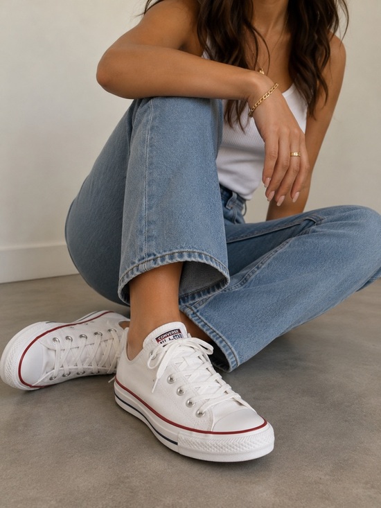 Converse Shoes - Converse Chuck Taylor All Star Low Top Sneakers White Red Women’s 7 Men’s 5